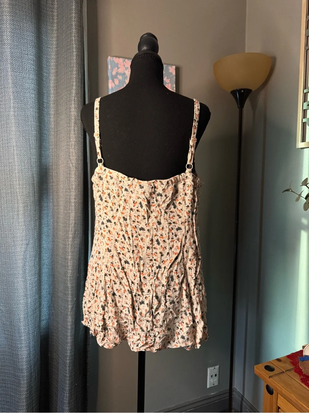 torrid Blush Floral Button-Front Cami - Picture 3 of 4